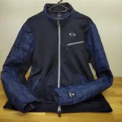 オークリー Skull Hybrid Puff Fleece2.0 Mサイズ