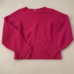 ユニクロ　3Dコットンクルーネックボリュームスリーブセーター　レッド