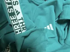 アディダス ターコイズ トレーナー 160cm