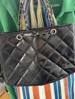 キルティング 黒 ハンドバッグ