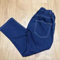 Item thumbnail for item 8315c0d5-8a74-40a6-899a-3cd3820ad7dc