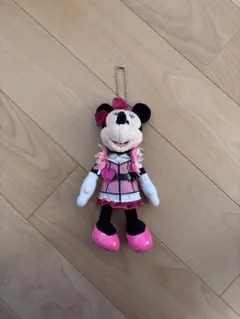 ミニーマウス ぬいぐるみバッジ クラブマウスビート