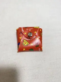 サンリオキャラクターズ み〜つけた！ミニスクエアケースキーホルダー キティ