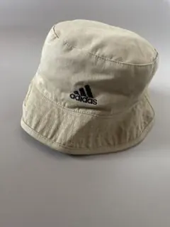 adidas バケットハット リバーシブル ベージュ×ネイビー 美品 送料込みのサムネイル