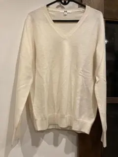 UNIQLO カシミヤ　オフホワイト　 Vネックセーター L