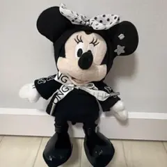 新品 ディズニーストア ブラックフライデー ミニーマウス ぬいぐるみ