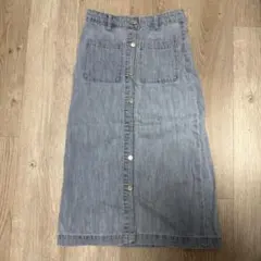 GAP ライトブルーボタンフロントロングスカート