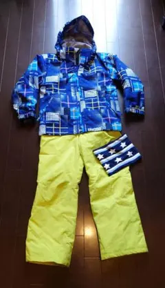 スキーウェア　上下セット　120 調整機能あり