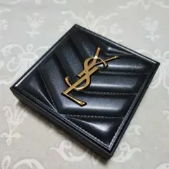 YSL オールアワーズハイパープレストパウダー ユニヴァーサル イヴサンローランのサムネイル