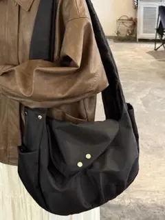 メッセンジャーバッグ 変形 2way ブラック 大容量 ショルダー 深水光太