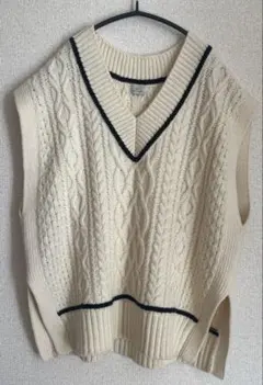 green label relaxing ケーブルニットベスト　アイボリー