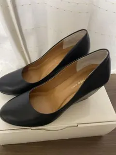 ツモリチサト WALK パンプス　黒　24.5cm