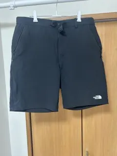 【期間限定値下‼️】THE NORTH FACE ブラックショートパンツ　メンズ
