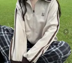 ワンポイント刺繍トラックジャケット