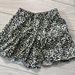 GU 花柄フリルショートパンツ