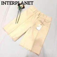 INTERPLANET ウール混 センタープレス ハーフパンツ ひざ丈パンツのサムネイル