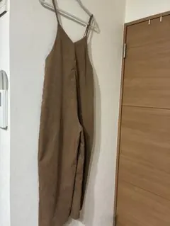 しまむらブラウン サロペット スエード風 Vネック