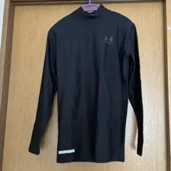 Under Armour ブラック 長袖 インナー
