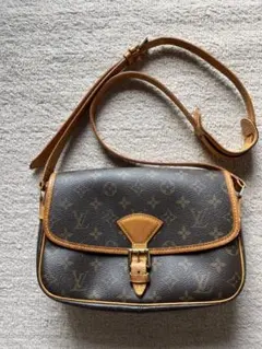 LOUIS VUITTON ソローニュ ショルダーバッグのサムネイル