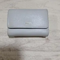 FURLA 三つ折り財布のサムネイル