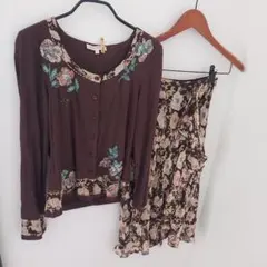 LAURA ASHLEY 花柄刺繍 セットアップ