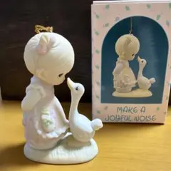 プレシャスモーメント make a joyful noise 女の子とアヒル