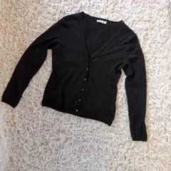BARNEYS NEWYORK 黒 Vネックカーディガン 薄手 ウール シルクのサムネイル