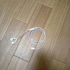 airpodsホワイト 有線イヤホンのサムネイル