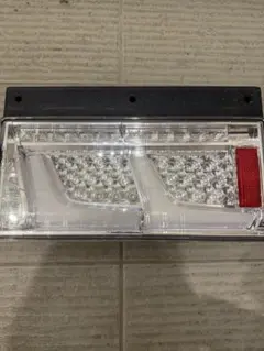 小糸製作所　KOITO 2連LEDテールランプ　シーケンシャル　クリア　左のサムネイル