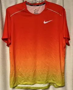 ナイキ　ランニング　トレーニング　風車　バルセロナ　メッシュ　Tシャツ ナイキ ランニング トレーニング 風車 バルセロナ メッシュ Tシャツ