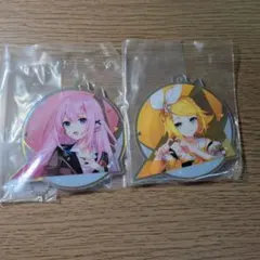 E賞　アクリルキーホルダー『鏡音リン』と『巡音ルカ』