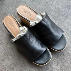 ZARA TRAFALUC コルクソール サンダル ブラックのサムネイル