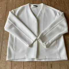 ICB ノーカラーブルゾン　ホワイト系