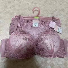 Item thumbnail for item e413d957-d924-4d53-83e4-391aed0b23a9