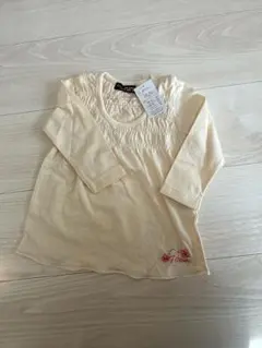 クリーム色 長袖カットソー 花刺繍