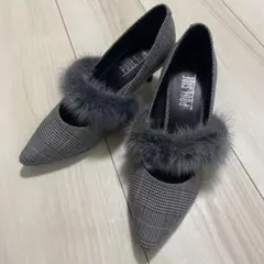 POOL SIDE チェック柄ファー付きパンプス