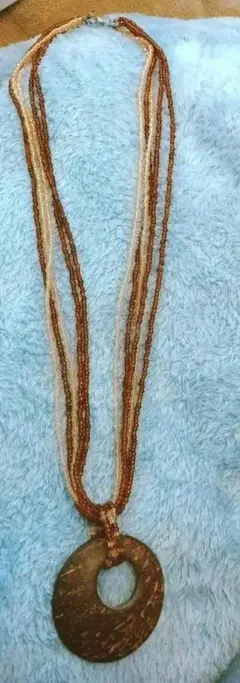 多層ビーズ 木製ペンダント ネックレス