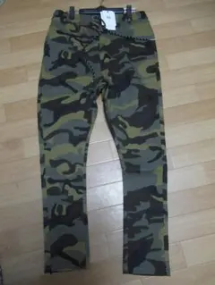 Item thumbnail for item 5898d5e8-64cb-4882-bbb0-3bf2e0b70a65