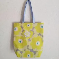 Item thumbnail for item ef7d7906-a2e3-4d47-851d-a1af95846d81