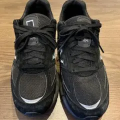 【値下げ中】New Balance 990v5 ブラックスニーカー