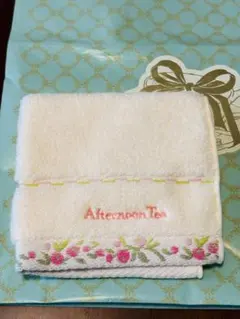 【新品未使用】Afternoon Tea タオルハンカチのサムネイル