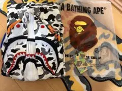 komomo様専用A Bathing Ape シャークパーカー　蓄光白黒Lサイズ