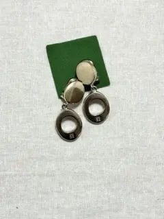 GIVENCHY ジバンシィ シルバー系 ヴィンテージ イヤリング