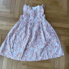 花柄ノースリーブワンピース