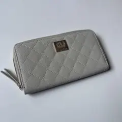 LA BAGAGERIE キルティング長財布 ライトグレーのサムネイル