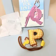 【匿名配送】PINFORLOVE ラブブアルファベットペンダント P
