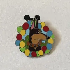 海外 ディズニー カールじいさんの空飛ぶ家　ピンバッジ ピンバッチ カールじいさんの空飛ぶ家 バッジ - メルカリ