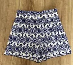 zara ペイズリーショートパンツ