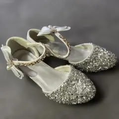 フォーマルシューズ女の子　発表会　入学式　結婚式　21センチ　シルバーキラキラ
