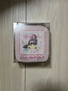 アクセサリーケース Don't Attack Me クチート - メルカリ